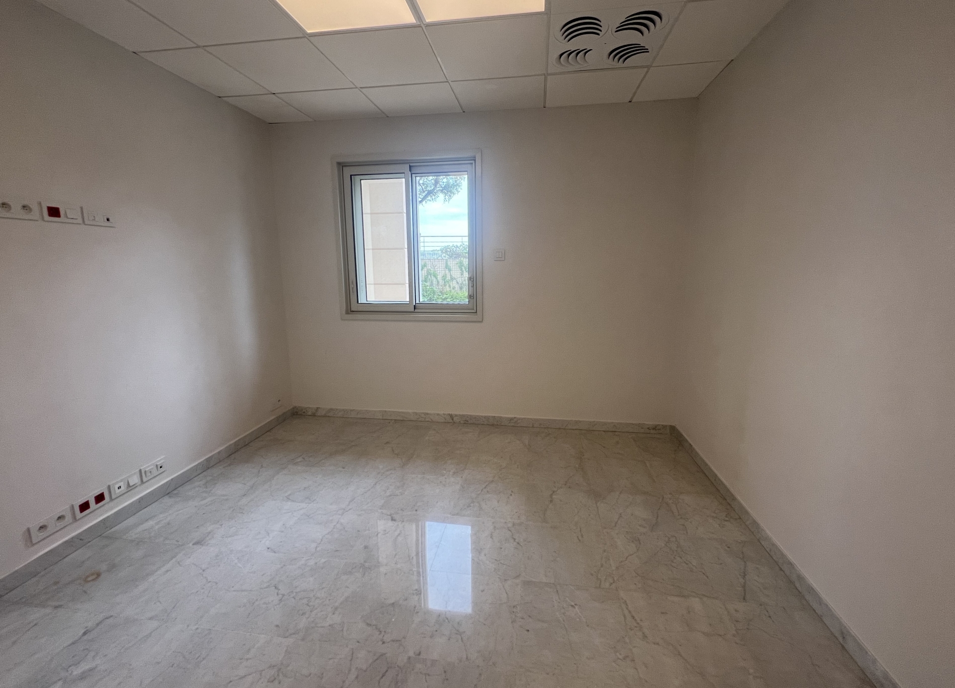Dotta Offices for sale - SEASIDE PLAZA - Fontvieille - Monaco - imgimage00013