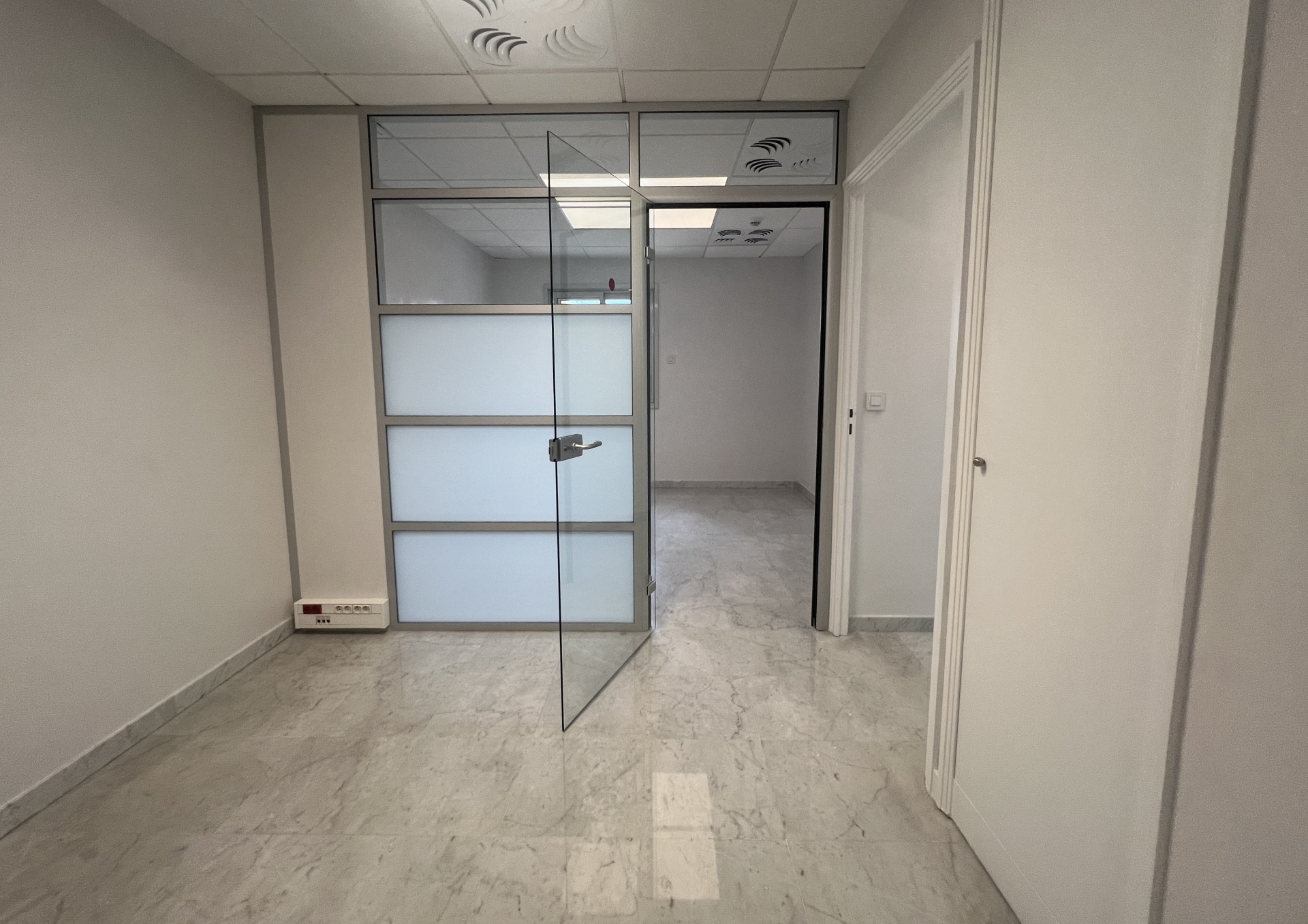 Dotta Offices for sale - SEASIDE PLAZA - Fontvieille - Monaco - imgimage00014
