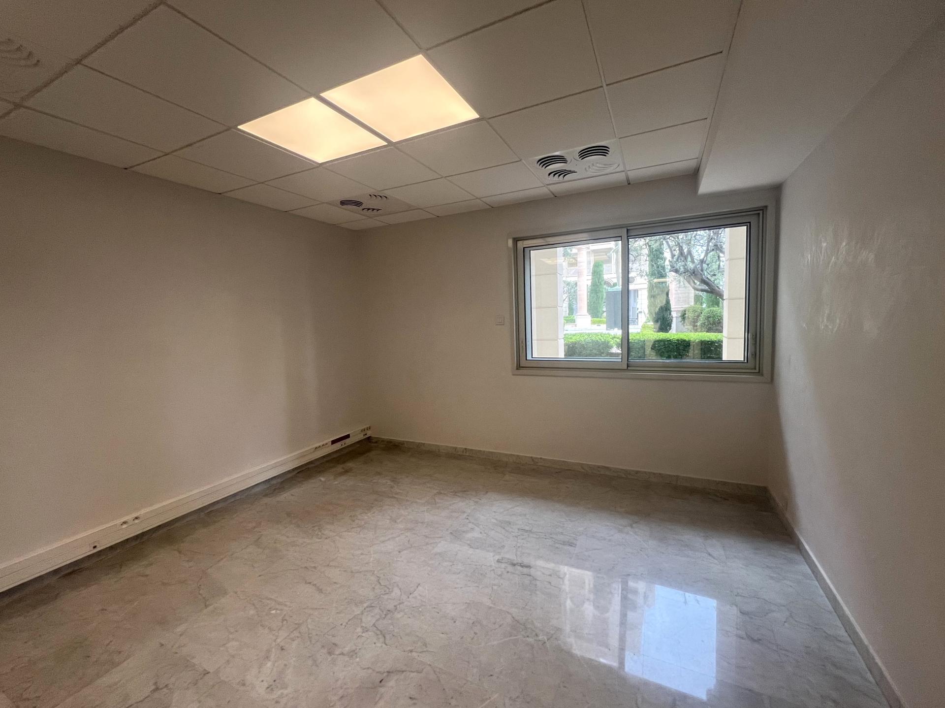 Dotta Offices for sale - SEASIDE PLAZA - Fontvieille - Monaco - imgimage00016