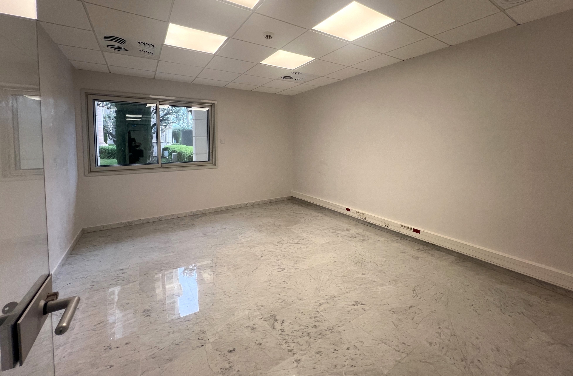 Dotta Offices for sale - SEASIDE PLAZA - Fontvieille - Monaco - imgimage00009