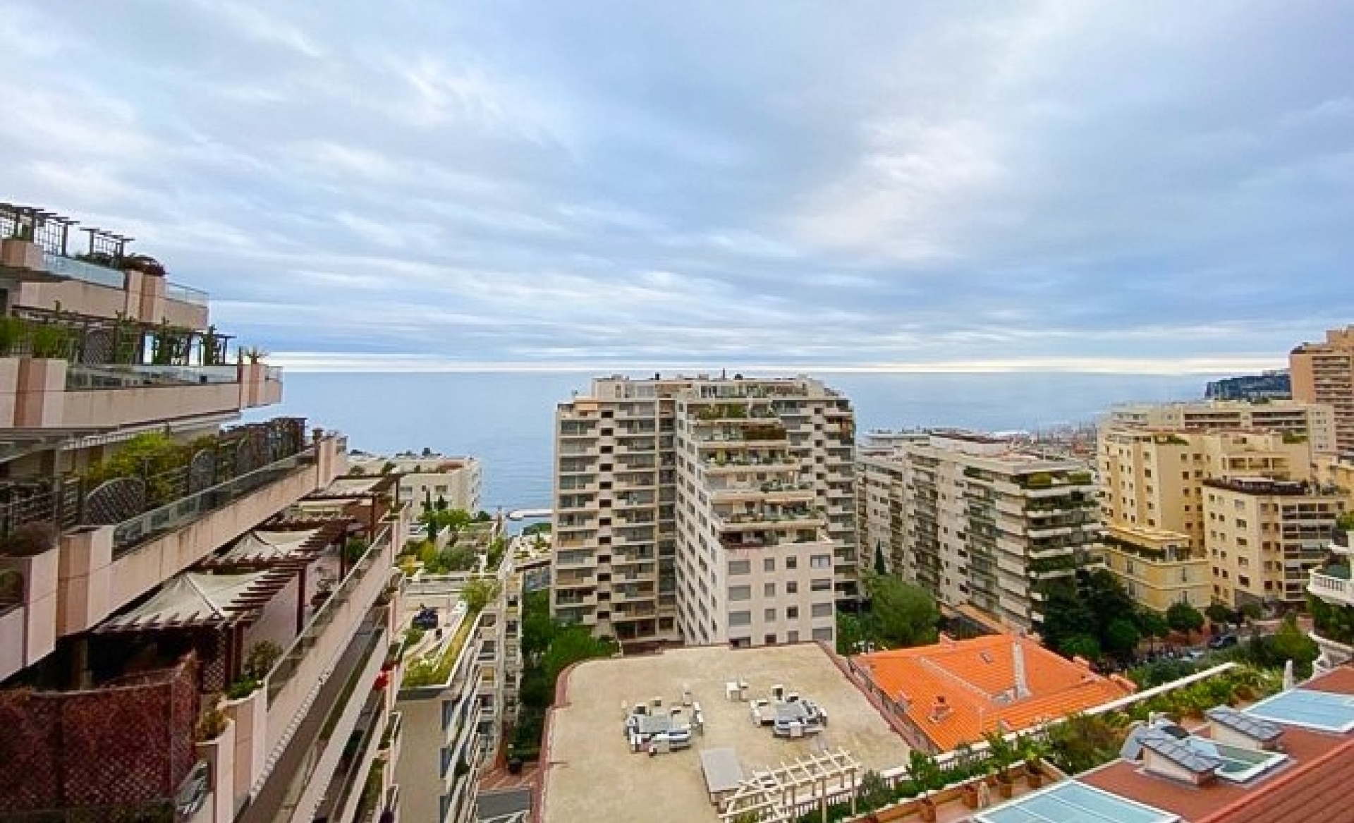 Dotta Appartement de 4 pieces a vendre - CHaTEAU PERIGORD II - La Rousse - Monaco - imgvm1444