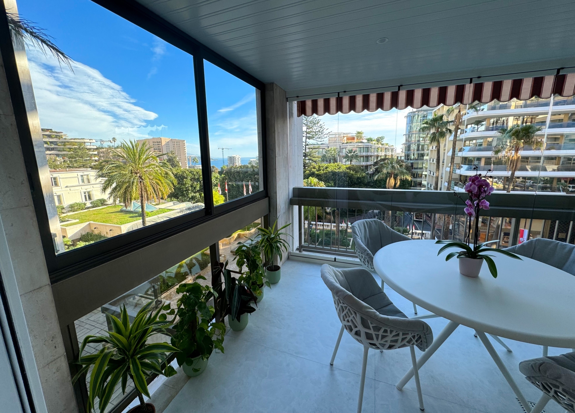 Dotta Appartement de 2 pieces a vendre - PARK PALACE - Monte-Carlo - Monaco - img1