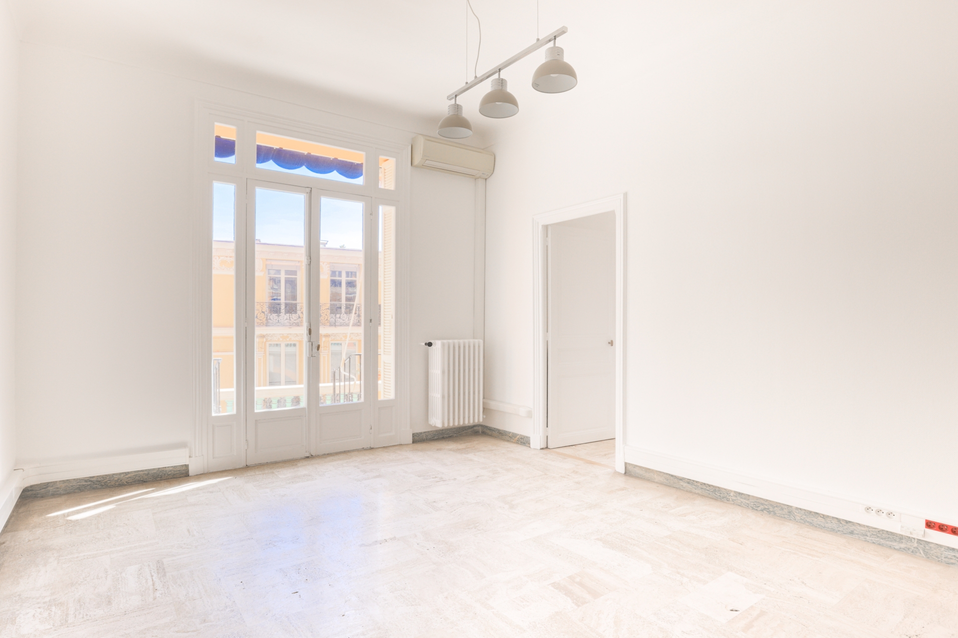Dotta 5 rooms apartment for sale - BEL AZUR - La Condamine - Monaco - img2